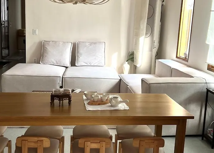 Opening January 2026, 5 Minutes On Foot From Station, Up To 20 People, 7qbed, Welcome Food 아파트