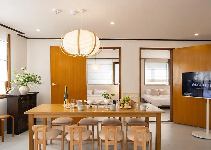 Opening January 2026, 5 Minutes On Foot From Station, Up To 20 People, 7qbed, Welcome Food 아파트