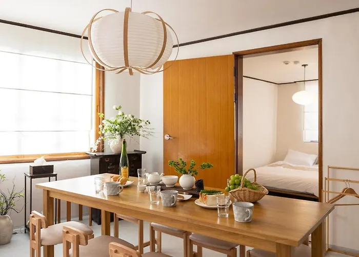 Opening January 2026, 5 Minutes On Foot From Station, Up To 20 People, 7qbed, Welcome Food 아파트 *